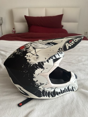 Airoh helm unbenutzt wie - &,