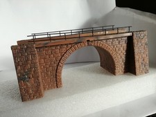 Portalbrücke aus Bausatz Vollmer 180/6 mit OVP, gebaut