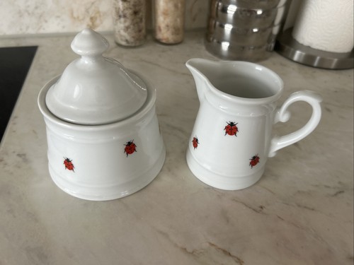 Milchkännchen und zuckerdose - milchkännchen,