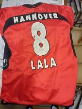 ORIGINAL SIGNIERTES TRIKOT VON "ALTIN LALA" Ex. Fußball Spieler bei Hannover 96 