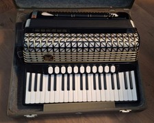 Hohner Atlantic IV N de Luxe