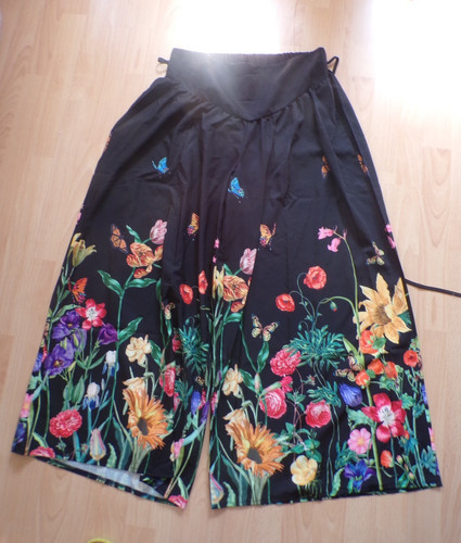 Hose schwarz blumen bunt 44 - ,