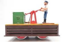 LGB Draisine 2001 Gustav mit Figur und Ladegut (Werkzeugkiste) Spur G Gartenbahn