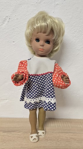 Alte kunststoff puppe ddr - kunststoff,