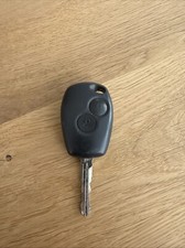 Orig. Renault Fernbedienung Schlüssel Fob 2 Knöpfe Mit Chip Clio Trafic Master