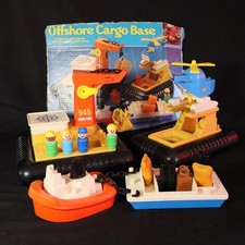 Fisher Price Offshore Freight Base, 945 seltene Spielzeuge. Hafen mit Boot und