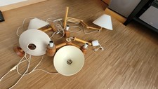 IKEA-Lampen aus Kiefernholz