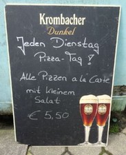 altes Kunststoffschild