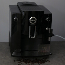 ~~~ Jura IMPRESSA C60 C5 in Piano Black Kaffeevollautomat mit Feinschaumdüse  ~~
