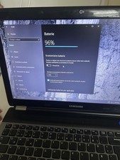 Vând laptop Samsung 3 NP3530EC 15" Core i5 2.5 GHz - SSD 256 GB - 4GB + baterie 