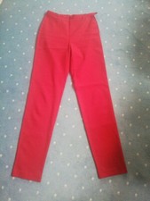 Bordeauxrote Stoffhose von