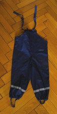 Blaue Regenhose & bunte