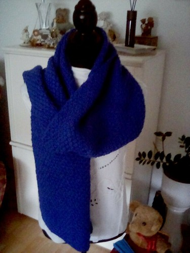 Handarbeit gestrickter schal - handarbeit-,