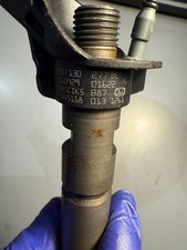 Injektor Einspritzdüse  Audi