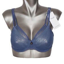 Triumph Signature Sheer W01 EX