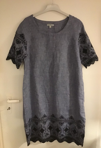 Blaues leinenkleid von - leinenkleid,