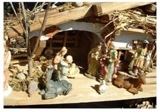 Komplettset mit Holzhaus 30cm Krippe und 11 Krippenfiguren bis 5cm Weihnachten