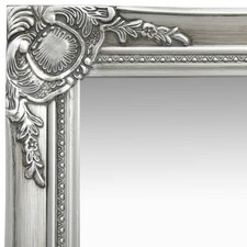Wandspiegel im Barock-Stil