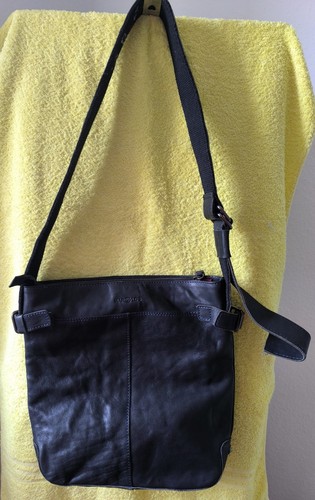 Leder umhängetasche von - -,
