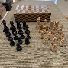 Alte Holz Schach Figuren