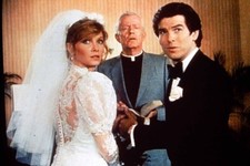 Remington Steele: Projekt Omega - Pierce Brosnan - 1 Dia - 5x5cm gerahmt (3800)