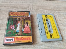 Schneeweißchen und Rosenrot