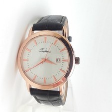 Stilvolle coole Quarz ansloge