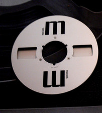 1 MAXELL  Alu- Tonbandspule - NAB - 26,5 cm / 1 ReVox-Schuber