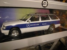 1:18 Triple9 Mercedes-Benz