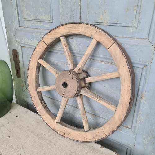 C9488 massives altes wagenrad - c9488,