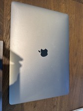 Apple MacBook Pro 15 Zoll (512GB SSD, Intel Core i7 6. Gen, 3,60GHz, 16GB, Touch