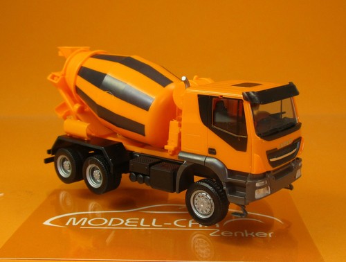 Herpa 310000 iveco trakker - herpa,