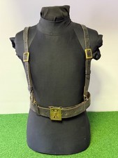 GÜRTEL UND DIESE RIEMEN DER