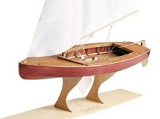 Segelboot Yacht Pirat Segeljolle Holz 1:10 Bausatz