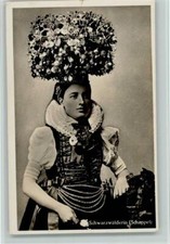 10551086 - Frau mit Schappel AK Trachten Schwarzwald 1935