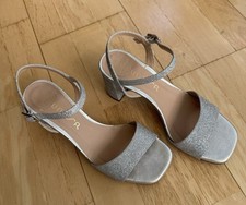 Unisa Abendschuhe / Sandalette