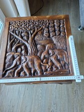 Opiumtisch mit Schnitzerei