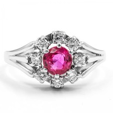 Ring mit Rubine Brillanten