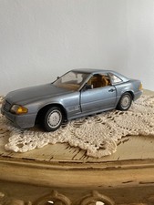 1/18 Revell 1990 Mercedes-Benz