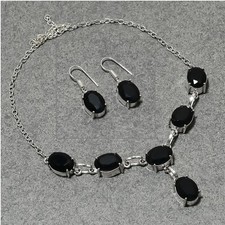 Facettierter schwarzer Spinell