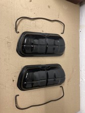 2 Ventildeckel mit Bügel