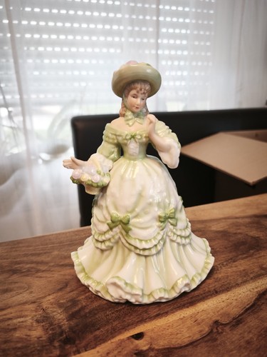 Porzellanfigur dame cm - porzellanfigur,