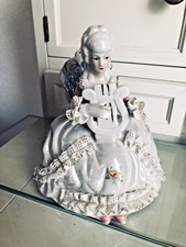 Porzellan Figur Dame mit Harfe,Spitzenkleid ,15 /12cm