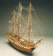 Le Superbe 1:75 Modell-Schiff