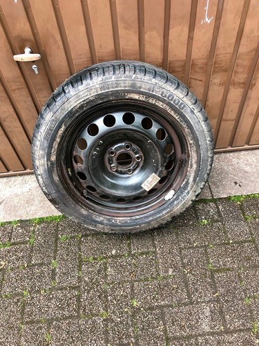 1xkomplette reserverad - 1xkomplette,