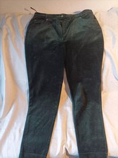 GABY MERSMANN Sportive Stoffhose Damen Gr. DE 44 grün