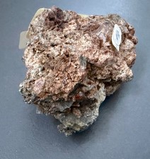 Epidot mit Hessonit
