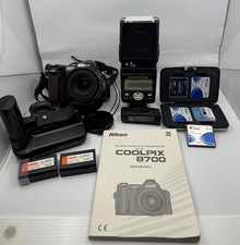 Nikon Coolpix 8700