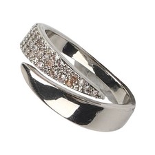 Luxuriöser verstellbarer Ring