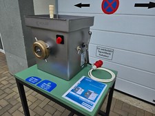 Fleischwolf Ladenwolf Tischwolf Gewerbewolf Thekenwolf KOLBE TWK32 / B - Wolf